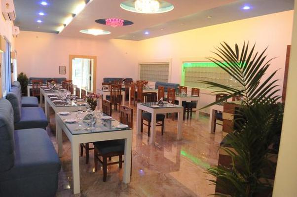Hotel JSR Inn